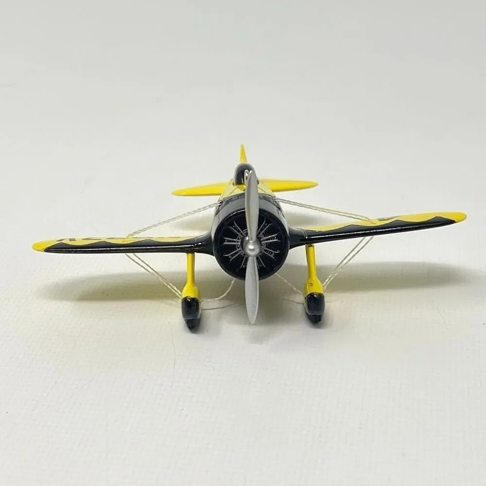 Hallmark 2013 Gee Bee Super Sportster Model Z Sky's the Limit 17th Ornament